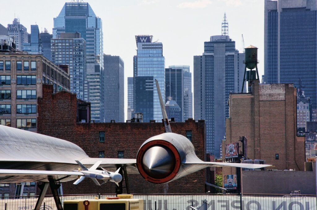 L'Intrepide Sea, Air and Space Museum